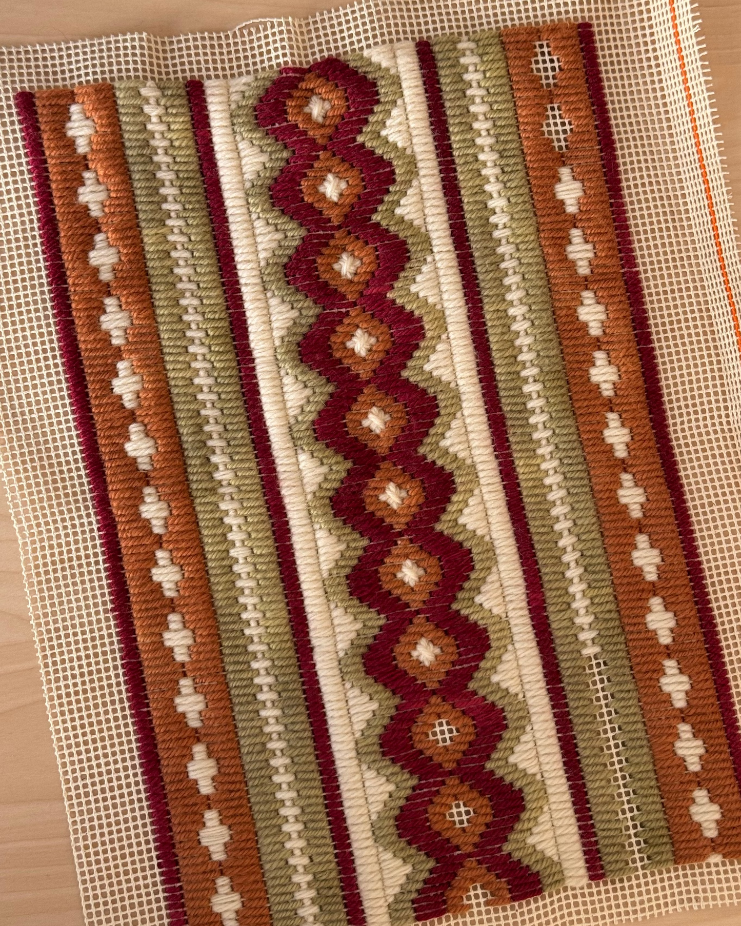 Masterclass de Bargello Creá tus propios patrones - detalle del diseño | Ms. Bordados
