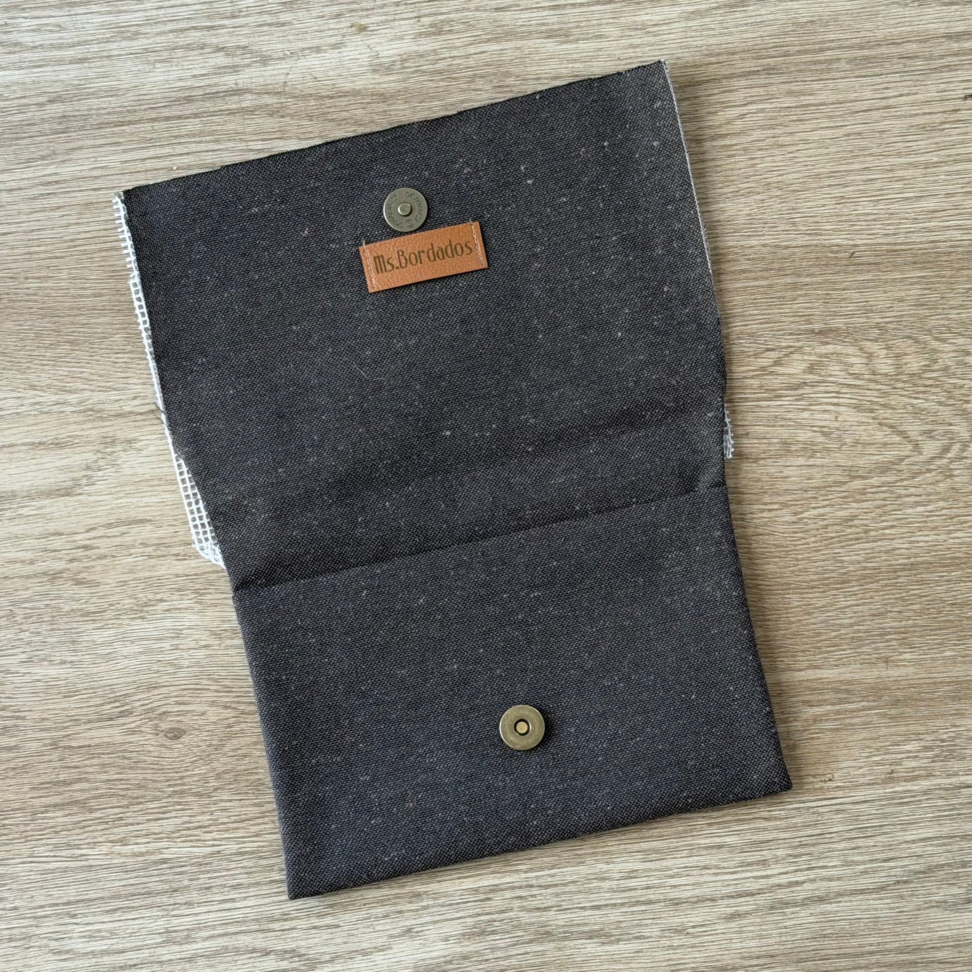 Bolsito marrón indistinto