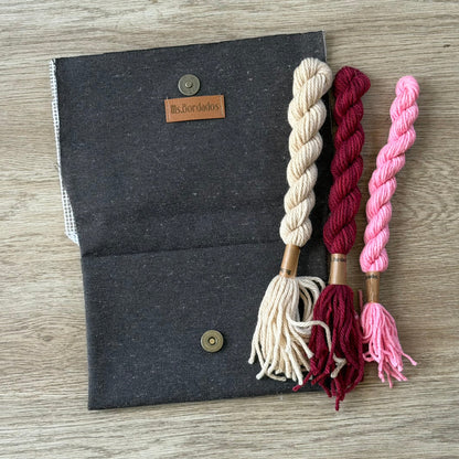 Bolsito marrón lanas rosa