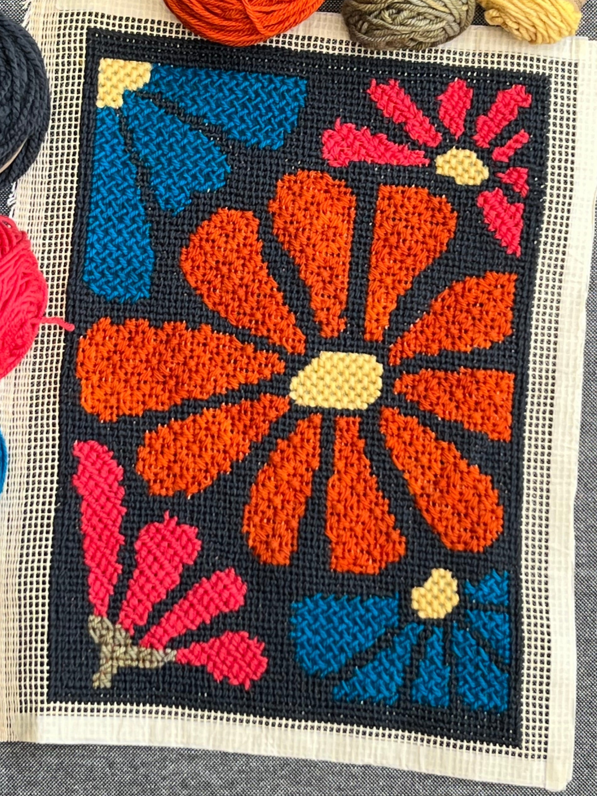 Cañamazo Floral