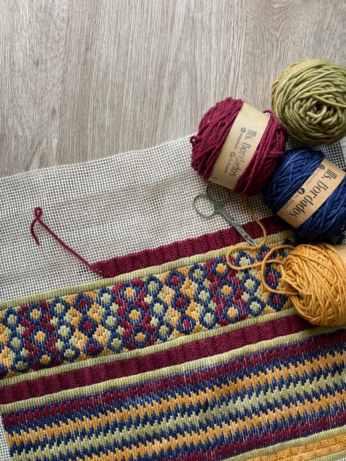 Curso Online "Explorá el Arte de Cañamazo" con Kit