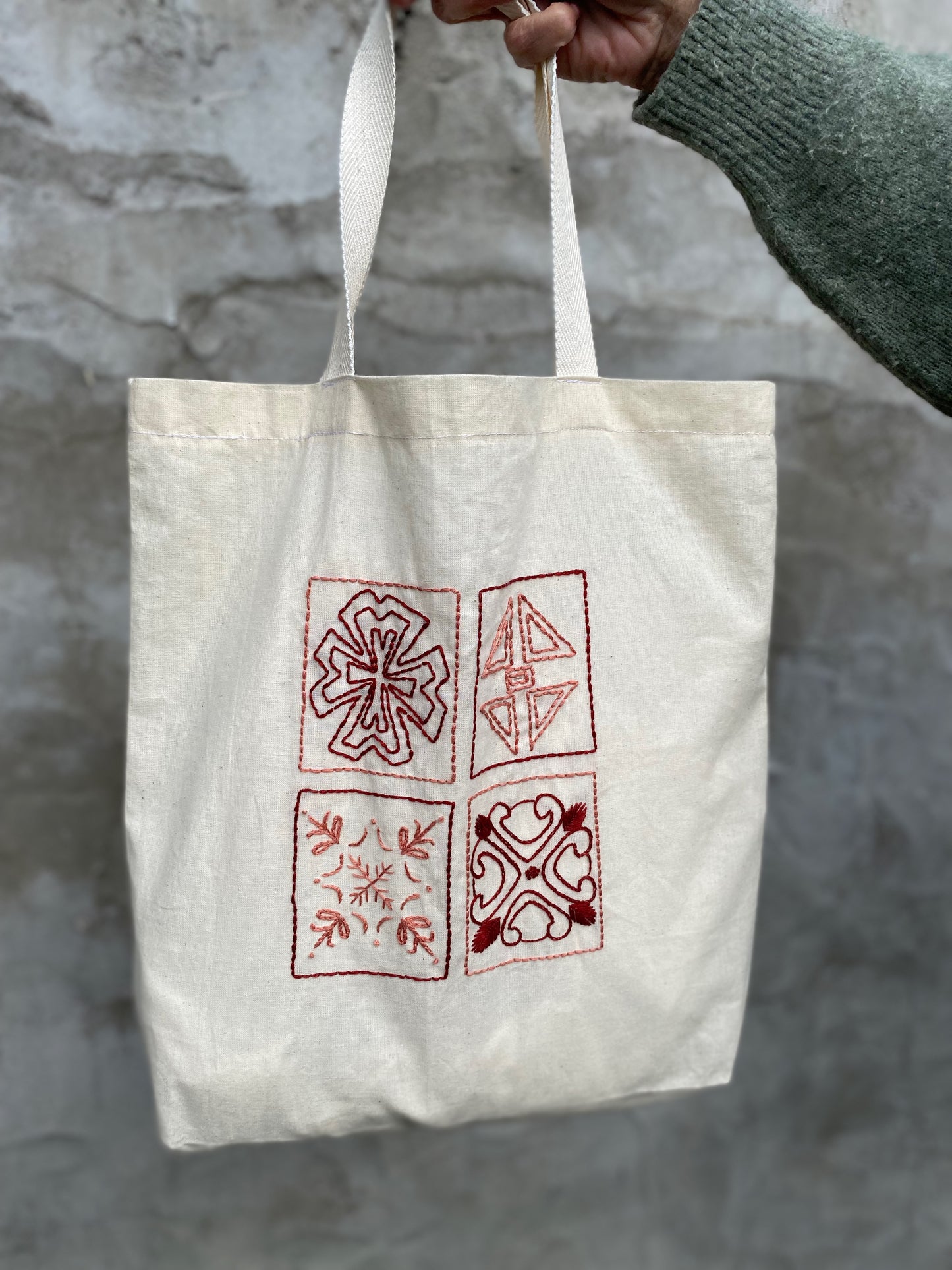 Tote bag