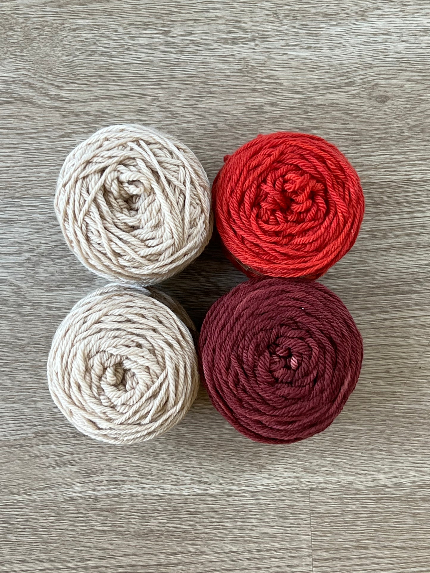Lanas Zig Zag rojo
