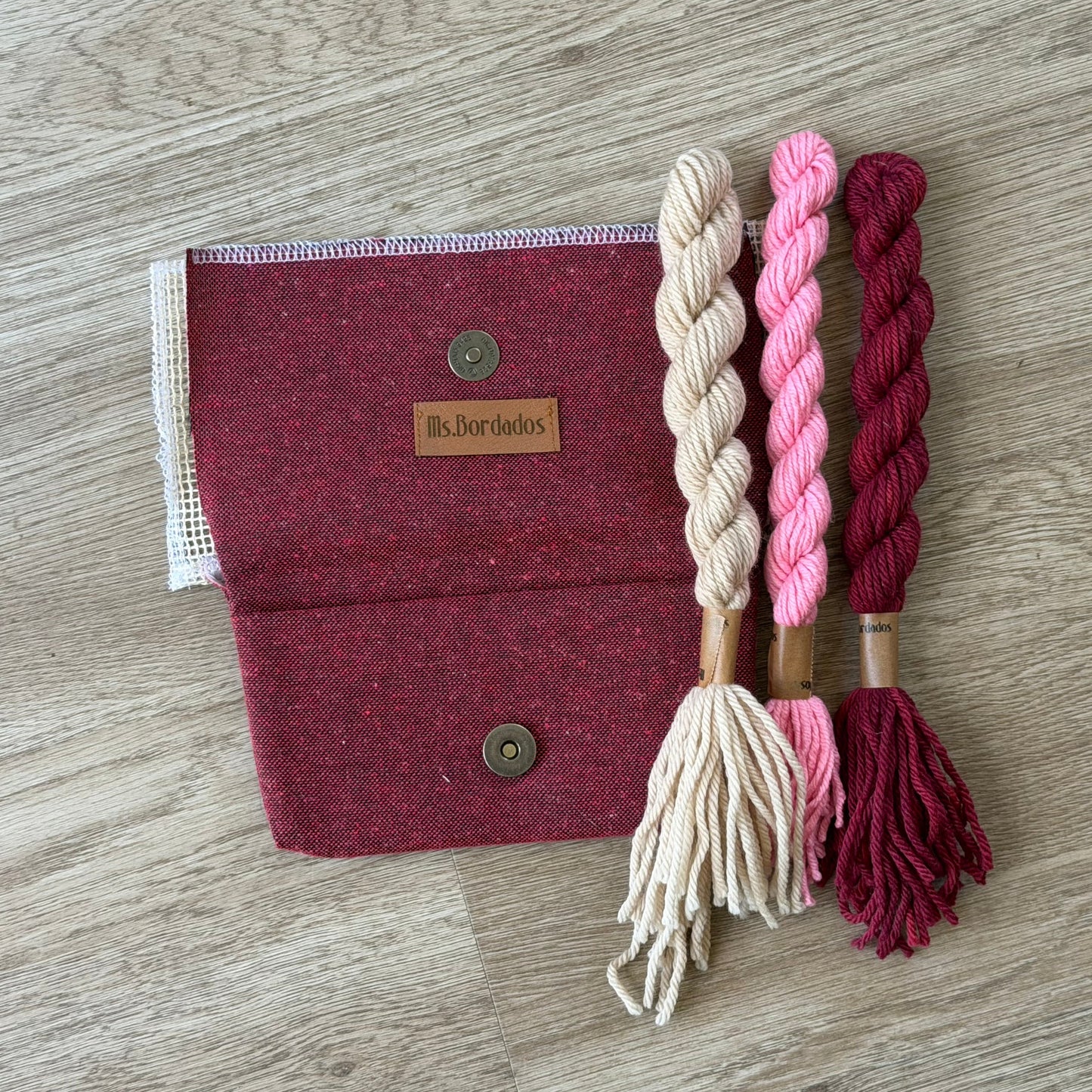 Portalentes rojo lanas rosa