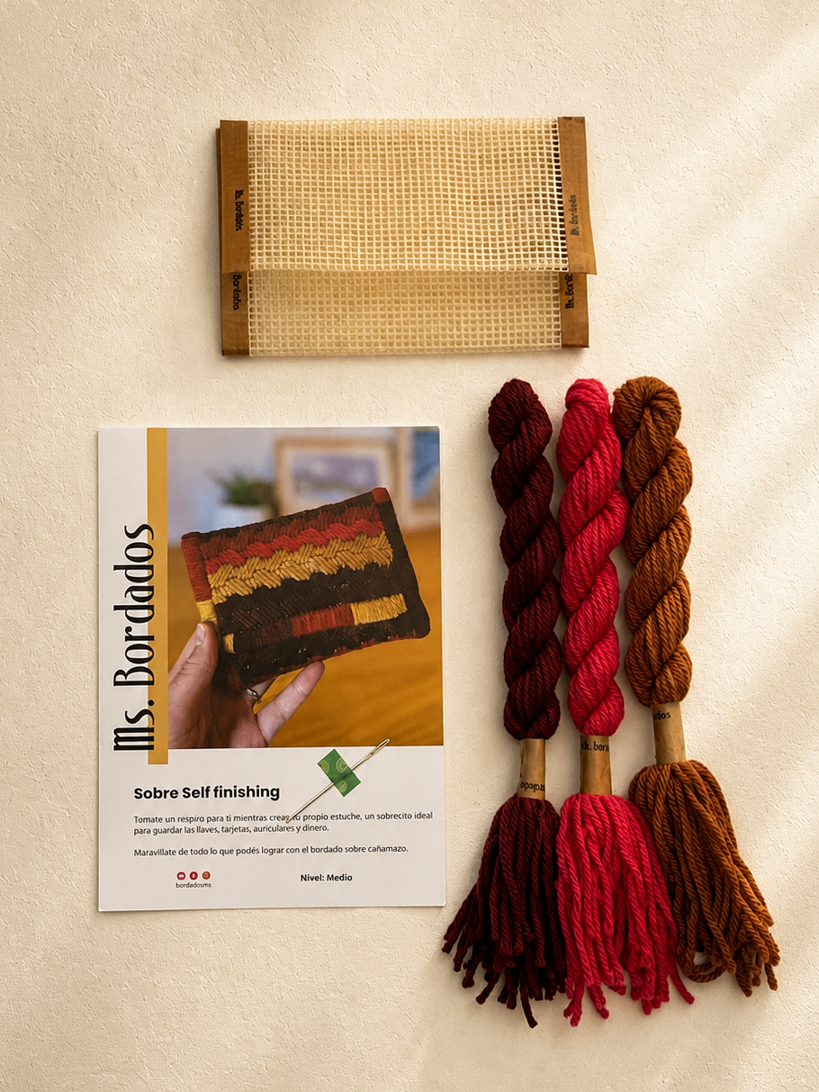 Kit de Bordado en Cañamazo – Sobre LYC Fuego