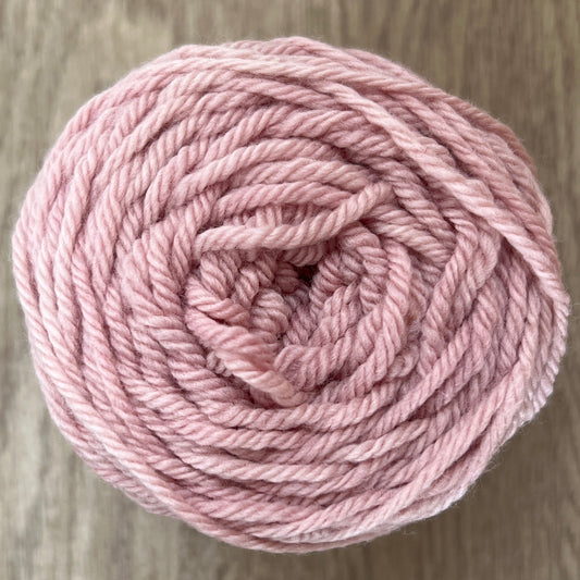 Ovillo de Lana Color Rosado 126 75 | Ms. Bordados